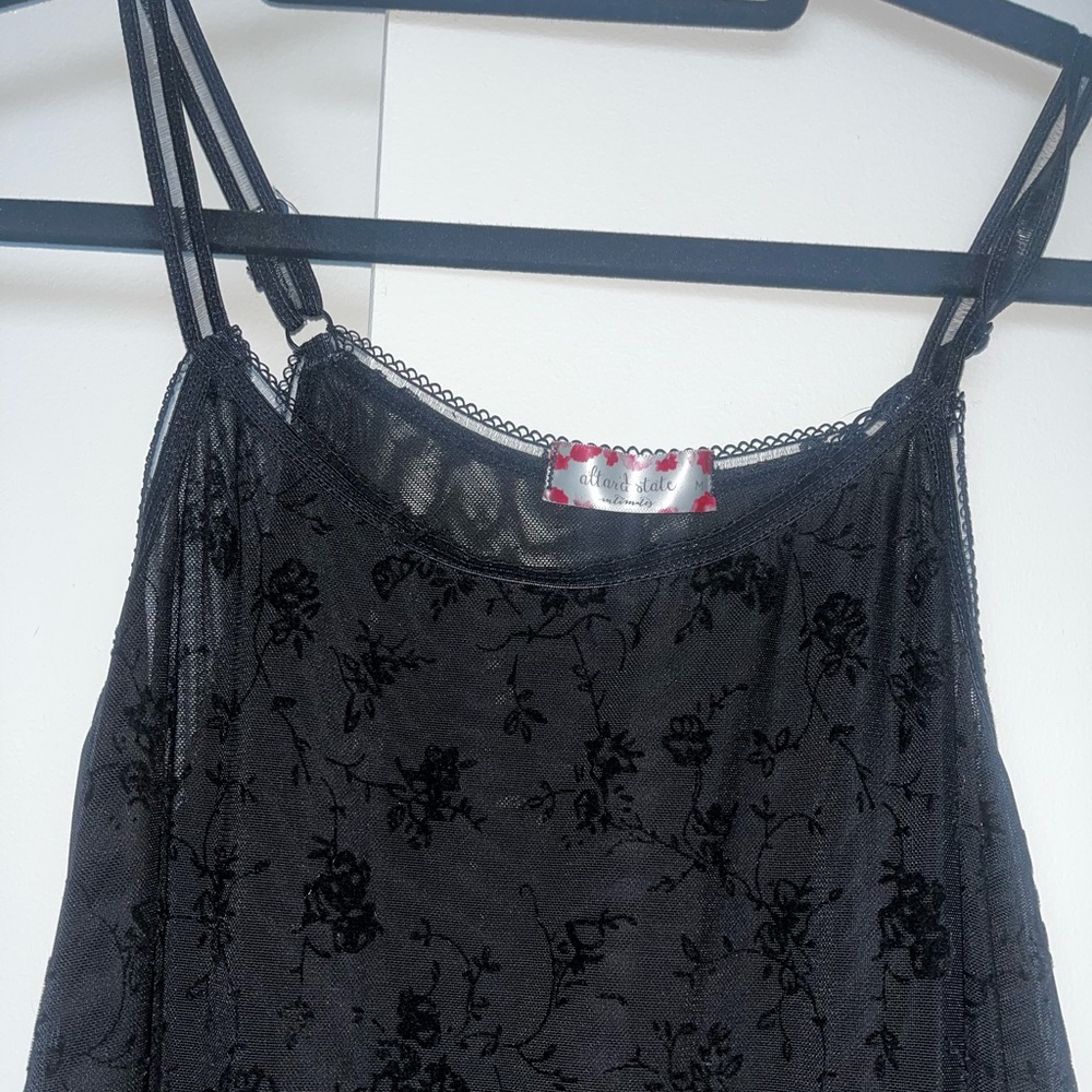 black lacy tank top
